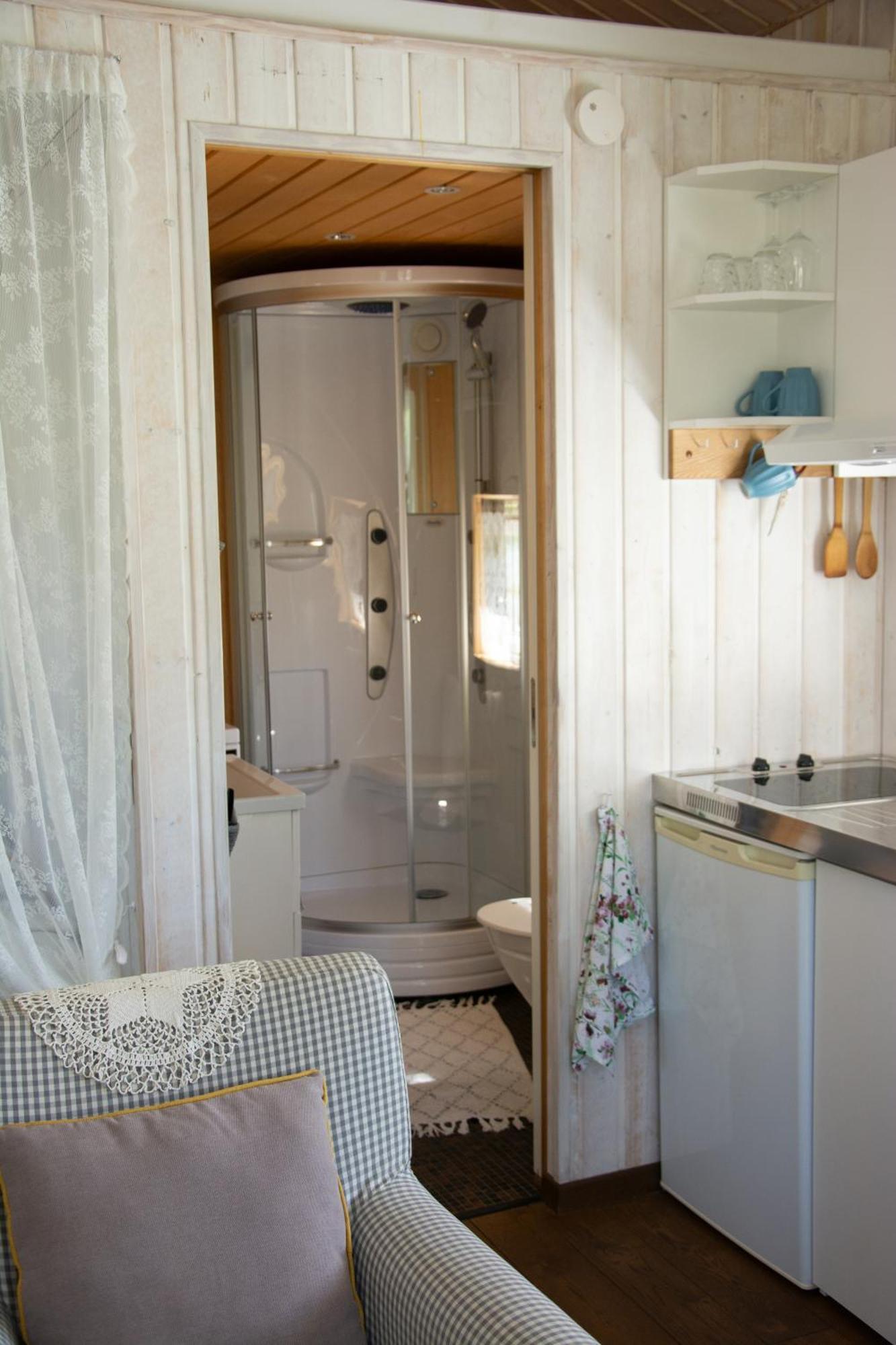 Villa Elo Kuelalismaja à Kuressaare Extérieur photo